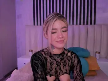 ViolettHansson  live sex cam