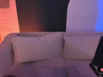 ViolettHansson  live sex cam