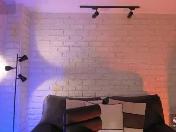 ViolettHansson  live sex cam