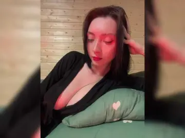 WeQueen-  live sex cam