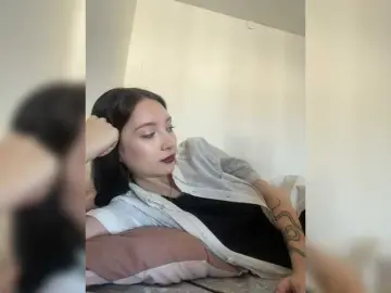 WeQueen-  live sex cam