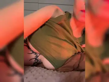 WeQueen-  live sex cam