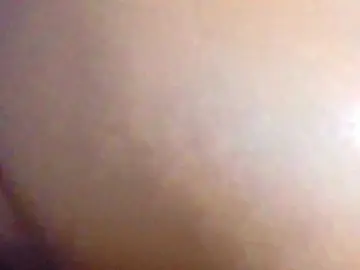 Juicy-tits69  live sex cam