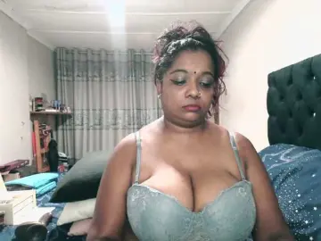 Indianmayaxoxo  live sex cam