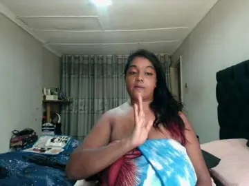 Indianmayaxoxo  live sex cam