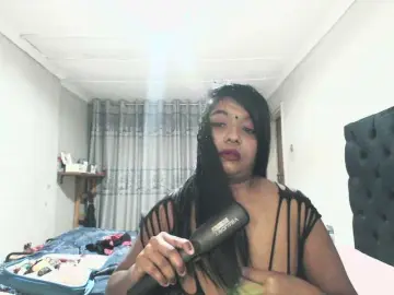 Indianmayaxoxo  live sex cam