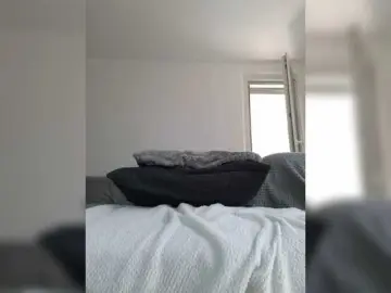 Iriskasweety  live sex cam