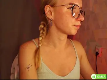 LavinellsX  live sex cam