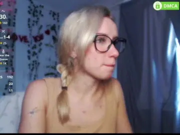 LavinellsX  live sex cam