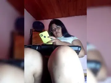 Pocahontassex  live sex cam