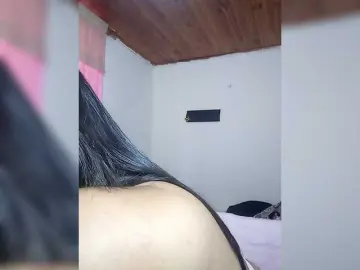 Pocahontassex  live sex cam