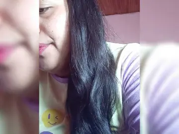 Pocahontassex  live sex cam