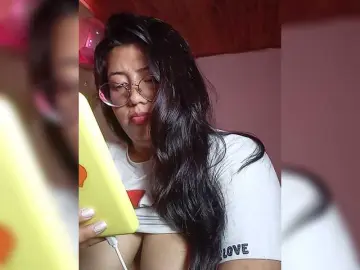 Pocahontassex  live sex cam