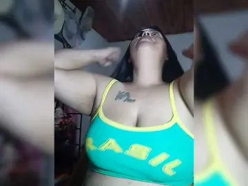 Pocahontassex  live sex cam