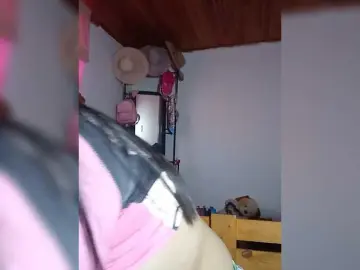Pocahontassex  live sex cam