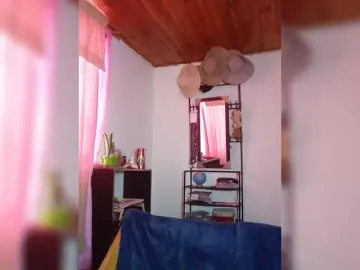 Pocahontassex  live sex cam