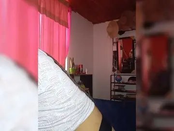 Pocahontassex  live sex cam