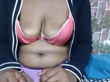 Chocolat96  live sex cam