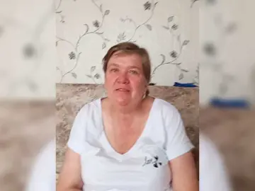 Elenag2  live sex cam