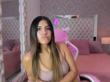 ElizHarper  live sex cam