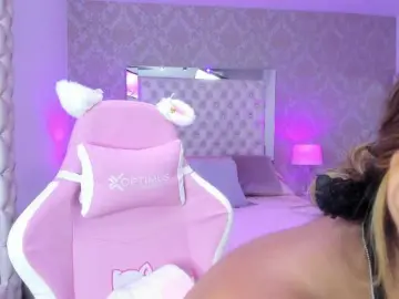 ElizHarper  live sex cam