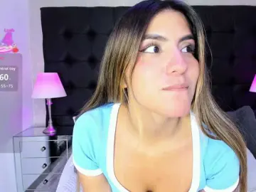 ElizHarper  live sex cam