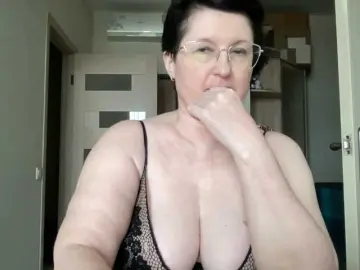 HotMilfPussy  live sex cam