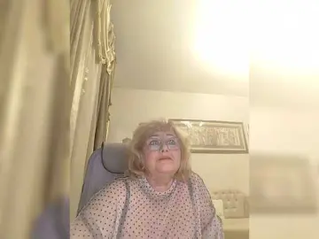 KarinkaSweet  live sex cam