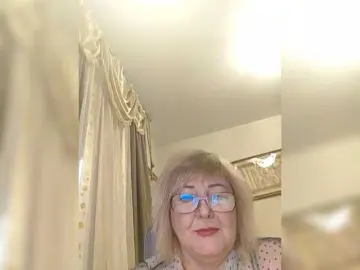 KarinkaSweet  live sex cam