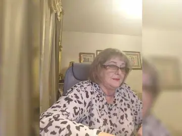 KarinkaSweet  live sex cam