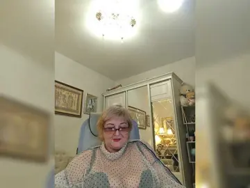 KarinkaSweet  live sex cam