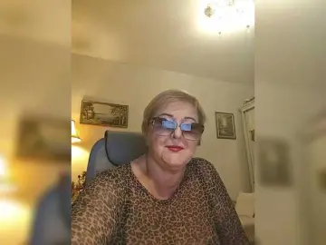 KarinkaSweet  live sex cam