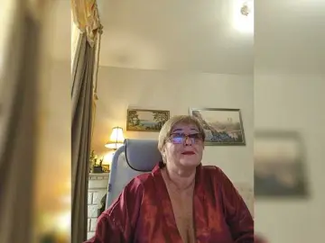 KarinkaSweet  live sex cam