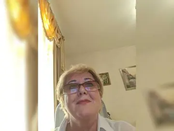 KarinkaSweet  live sex cam