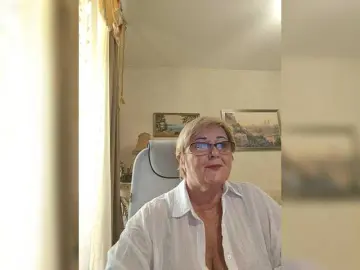 KarinkaSweet  live sex cam