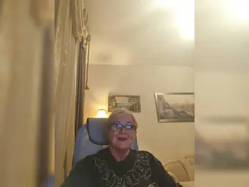 KarinkaSweet  live sex cam