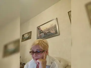 KarinkaSweet  live sex cam