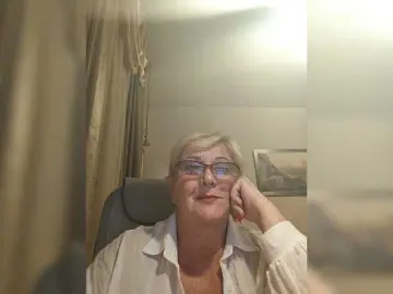KarinkaSweet  live sex cam