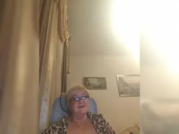 KarinkaSweet  live sex cam