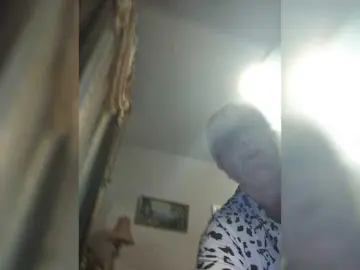 KarinkaSweet  live sex cam
