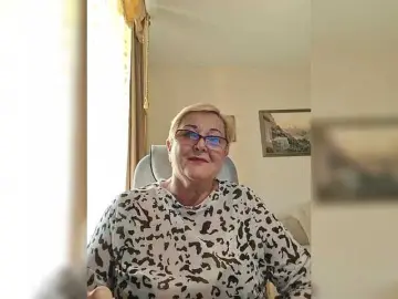 KarinkaSweet  live sex cam