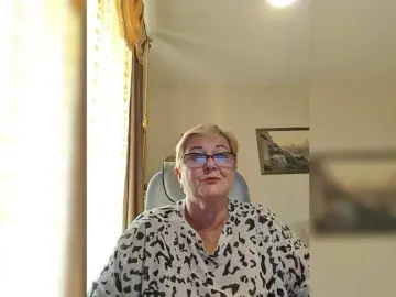 KarinkaSweet  live sex cam
