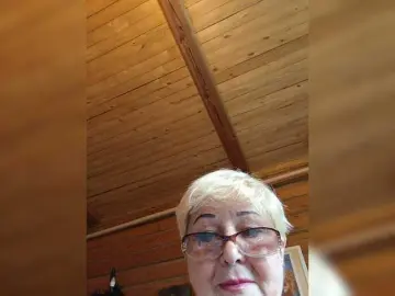 KarinkaSweet  live sex cam