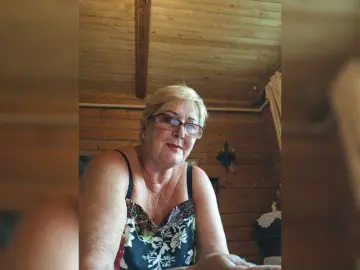 KarinkaSweet  live sex cam