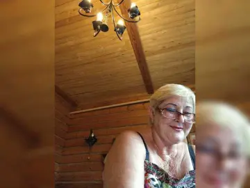 KarinkaSweet  live sex cam