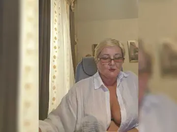 KarinkaSweet  live sex cam