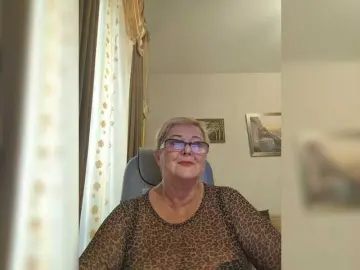 KarinkaSweet  live sex cam