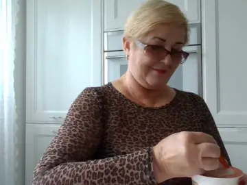 KarinkaSweet  live sex cam