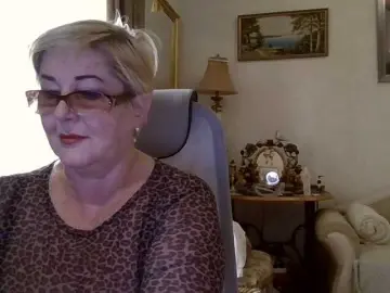 KarinkaSweet  live sex cam
