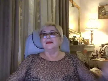 KarinkaSweet  live sex cam
